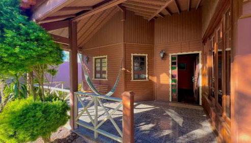 Ampla e luxuosa casa com áreas de lazer - Foto 4