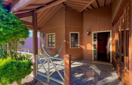 Ampla e luxuosa casa com áreas de lazer - Foto 4