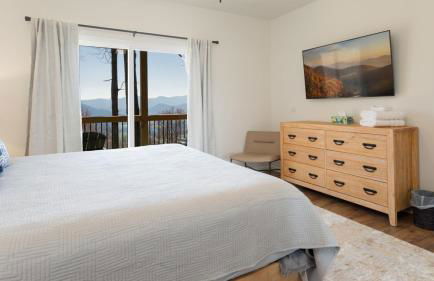 Modern Mountain House with Amazing Views and Hot Tub - Foto 25