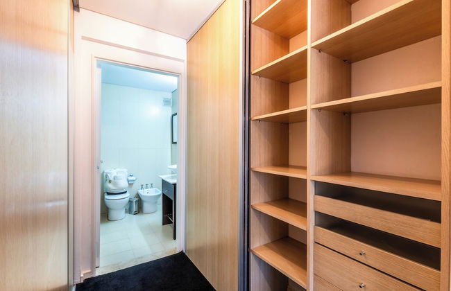 2BR Family Apt Puente de la Mujer View - Foto 22