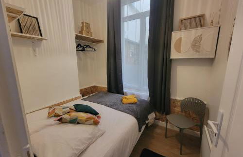 Le plein centre rez de chaussee au cœur de Calais - Foto 39