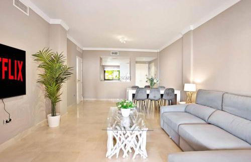 Estrella de Mar zeezicht en uitkijk op Gibraltar 40m2 terras incl zwembad Las Garzas Manilva - Photo 23