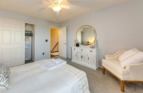 Families Welcome! Spacious OFallon Home with Yard - Foto 19