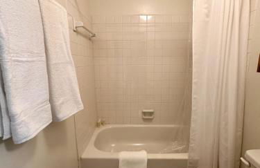Westown Studio Apt Near Fiserv, Baird, and Theater District - Foto 14