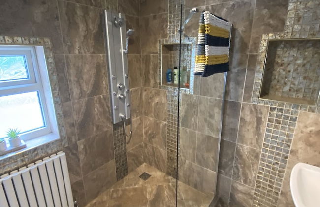 Stunning Beautiful 4-bed House in South Wales - Foto 27