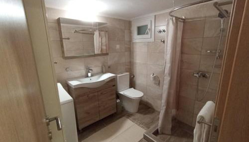 Cozy Apartment in Grevena - Foto 4, Shower