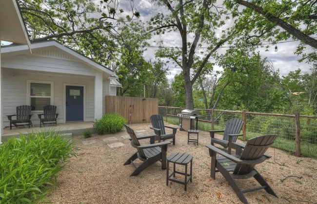 The Grove D With Hot Tub & King Beds - Walk to Main - Foto 15