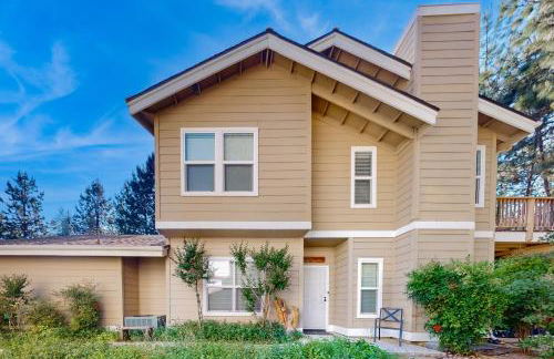 Creekside & Cozy - Foto 1