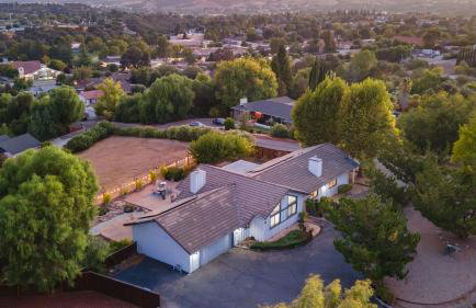 Paso Vista Bella by AvantStay Luxe Group Escape w Wine Country Views - Photo 44