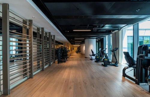 2 Bedrm Apartment Wrap Balcony Spa Gym Pool Sauna - Foto 63