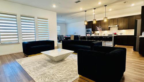 Spacious 6 Bedroom Home- Near Historic McKinney - Foto 4