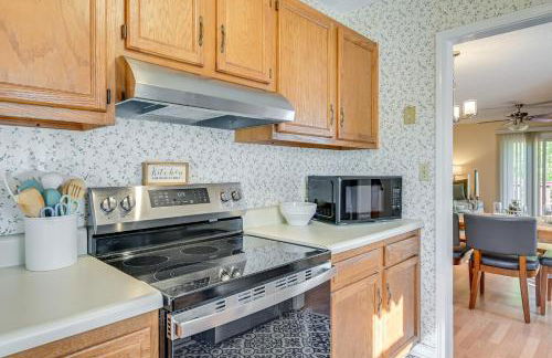 Home with Large Yard 6 Mi to Dtwn Winston-Salem! - Foto 9