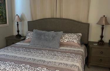 Rare four Bedroom MeadviewVacation Home - Grand Canyon West-Skywalk - Foto 6