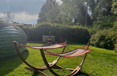 Private Island Glamping on riverbank with Hot tub - Foto 7