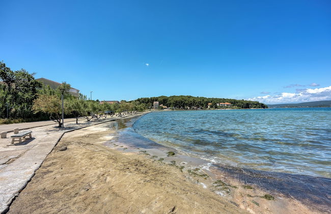 Seaview Apartment in Pasman A1 - Photo 13