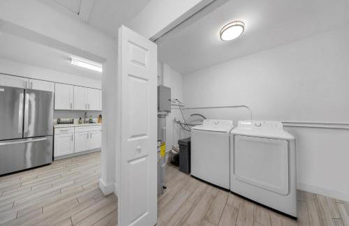 Spacious Fort Lauderdale Bungalow 10mins Airport & Beach Near Miami - Foto 9