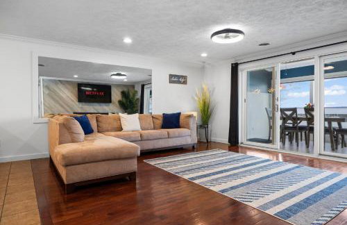 Stunning Newly Renovated Modern Beach House - 7633 - Foto 68