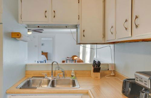 Oakland Apt on Messalonskee Lake with Dock Access! - Foto 10