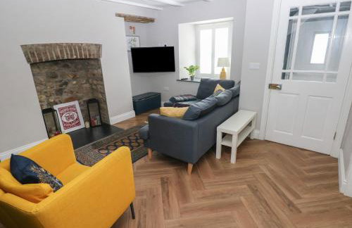 Min-Y-Ffordd - Foto 1