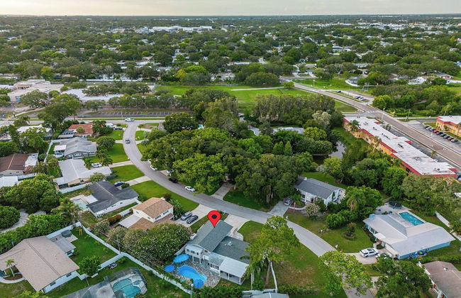 Serenity Haven Luxe Pet Friendly 5BR - Photo 32