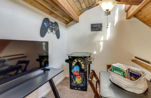 5 Mi to Mountain High Resort Home with Gaming Area - Foto 4