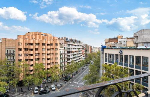 For couples, families and groups, Barcelona center - Photo 22