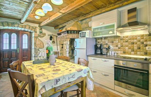 2 Bedroom Beautiful Home In Labin - Foto 23
