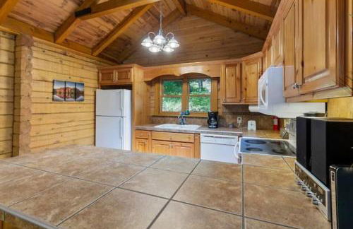 Secluded Getaway with Private Hot Tub - Foto 11