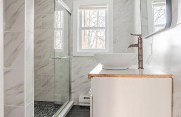 2BR WParking Full Kitchen 5 Min to Old Port - Foto 7