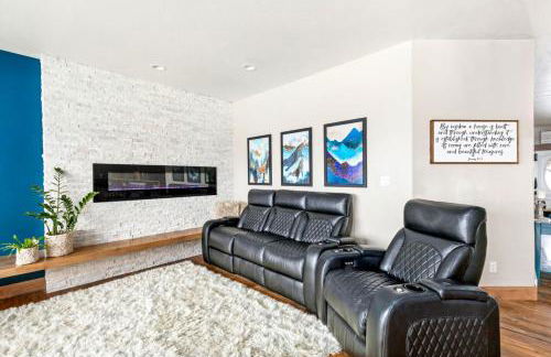 Great Falls Luxe Haven 4BR Gym Office and Hot Tub - Foto 64