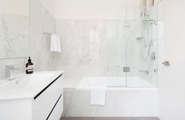 Stunning Sydney Home 3 - Photo 13