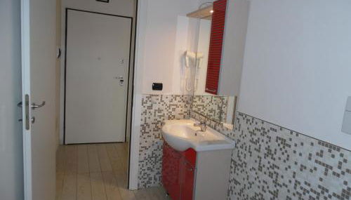 Regina Margherita - Foto 5, Shower