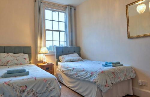 Finest Retreats - South Lodge at Longford - Photo 14