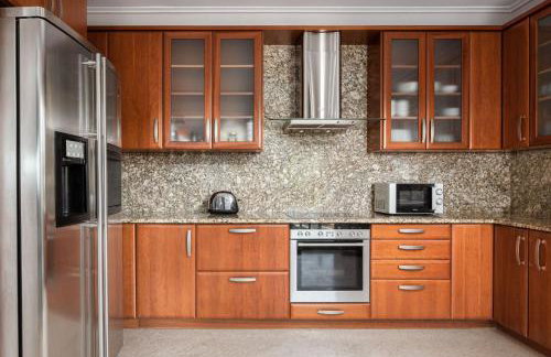 Eretria Luxurious Seafront Villa - Photo 40