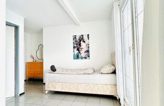 7 private Rooms in a spacious Villa - Foto 22