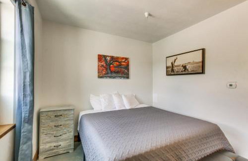 Central Lava Hot Springs Studio with Deck and Views! - Foto 6