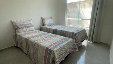 Apto 2 quartos próximo ao mar! - Foto 2