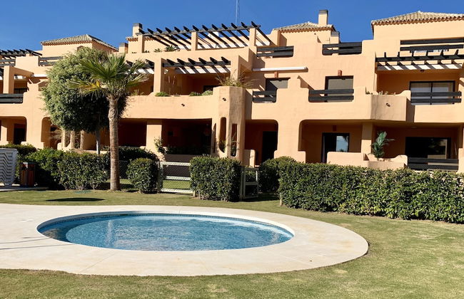 Casares Beach Golf Apartment With Private Garden and Pool Access - Foto 22