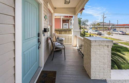 Beachy Bungalow! 2BD, King Bed - Foto 21