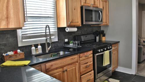 Updated Lakewood Retreat! - Foto 2