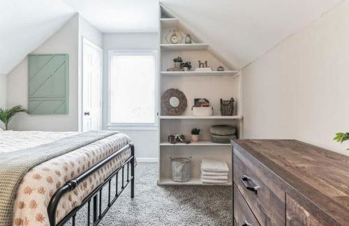 Charming Farmhouse Retreat in Madison AL - Photo 32