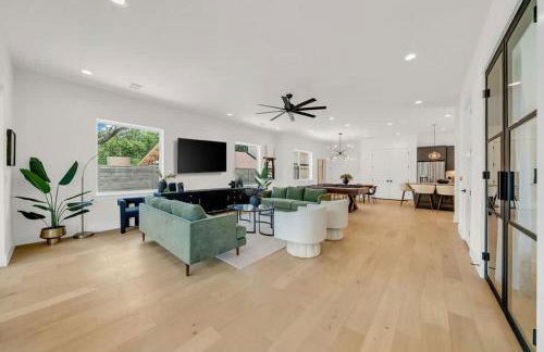 Sleeps 42 2 Pools & Game Room 11BR near Downtown - Foto 11