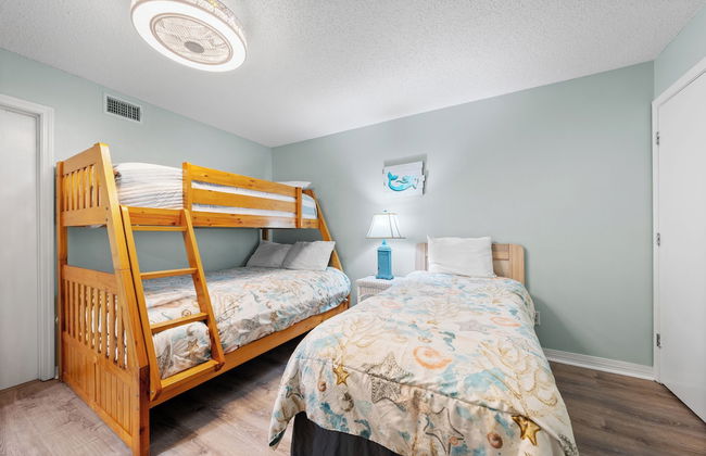 Harbor Place Condominiums by Hosteeva - Photo 15