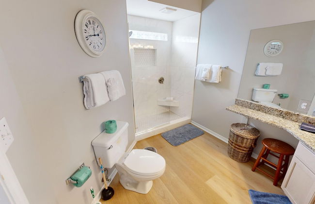 SPC 9136 - Ground Floor 2 BR short walk to beach right by pool by RedAwning - Foto 16