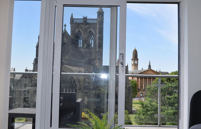 The Paisley Penthouse - Stunning View of the Abbey - Foto 2