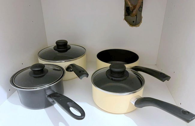 Large Triple Studio in South London - Sutton - Foto 9