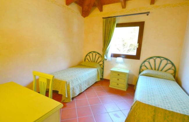 Holiday Home in Stintino Near Sea Beach - Photo 4