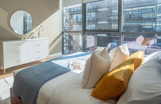 Aya - Sophisticated 1BR Apartment in CityWalk with Views - Photo 10