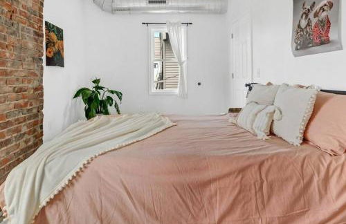 Cool Urban Stay Downtown Loft - Photo 22