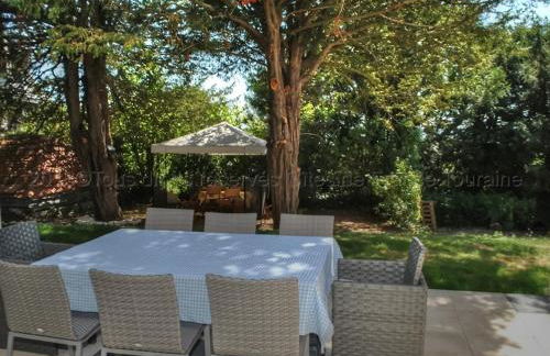 Grande maison moderne avec piscine à Tours, proche du centre-ville et de la Loire à Vélo - FR-1-381-231 - Photo 11